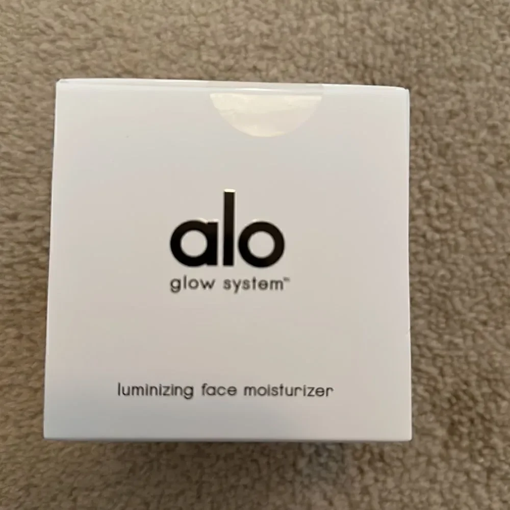 Alo yoga NWT Clean Moisturizer